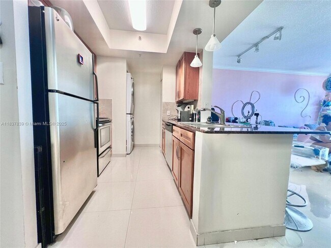 Foto del edificio - 2000 N Bayshore Dr