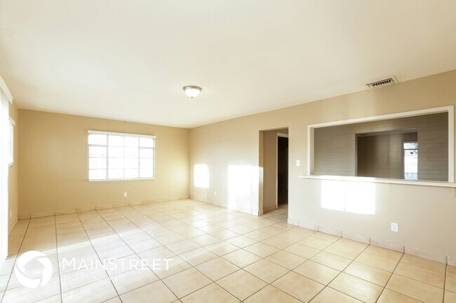 Foto del edificio - 4301 N 59th Ave