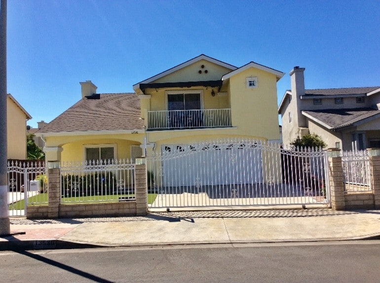 Primary Photo - 13536 Wentworth St