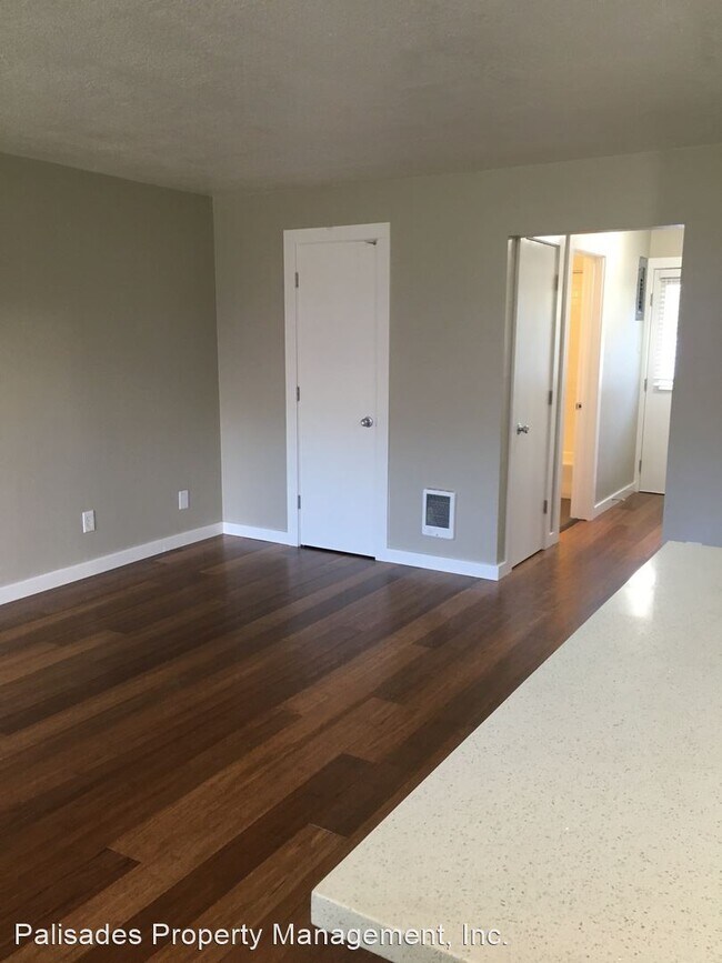 Foto del edificio - 7131 N Maryland Ave