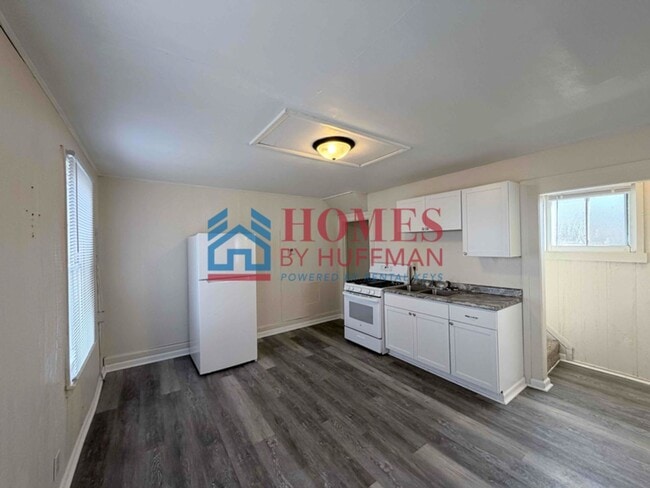 Building Photo - 616 W Tennessee St