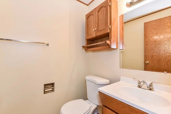 Building Photo - 415 Langford Dr