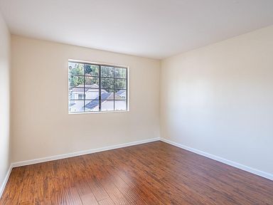 Building Photo - 10680 Rancho Carmel Dr