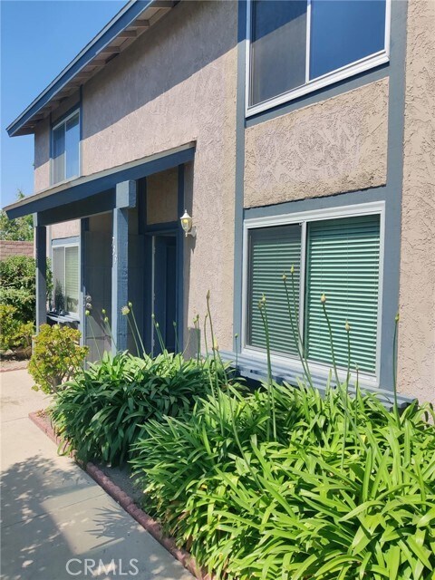Primary Photo - 733 Windwood Dr