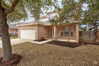 Building Photo - 2109 Zoa Dr