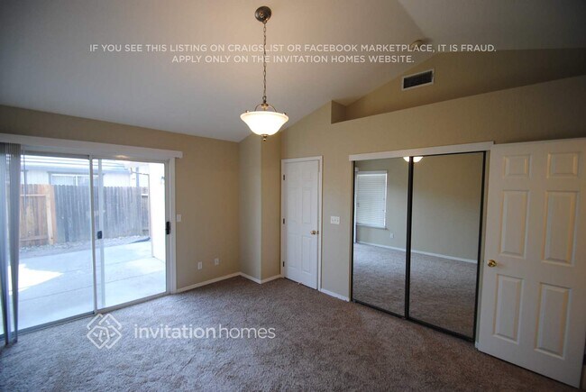 Foto del edificio - 4856 Clydebank Way