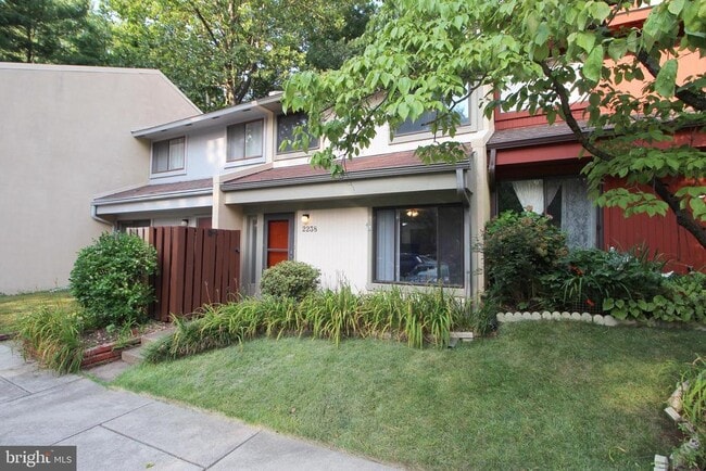 Building Photo - 2238 White Cornus Ln
