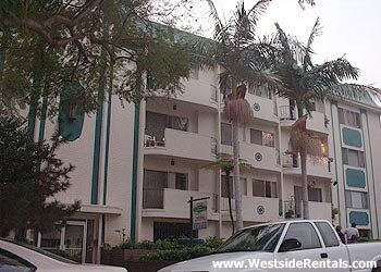 1427 N Poinsettia Pl Unit 309 West Hollywood Ca 90046 Apartment Front Of Building 1427 N Poinsettia Pl