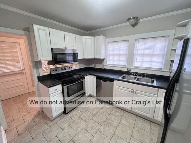 Building Photo - 505 Pilot Ave