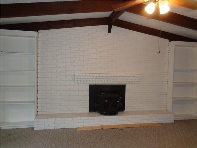 Building Photo - 1192 Pathfinder Rd