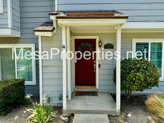 Foto del edificio - 1685 N Mountain Ave