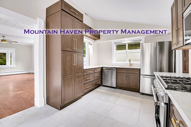 Photo - 16 Colorado Blvd House