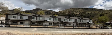 Building Photo - 590 N 700 E