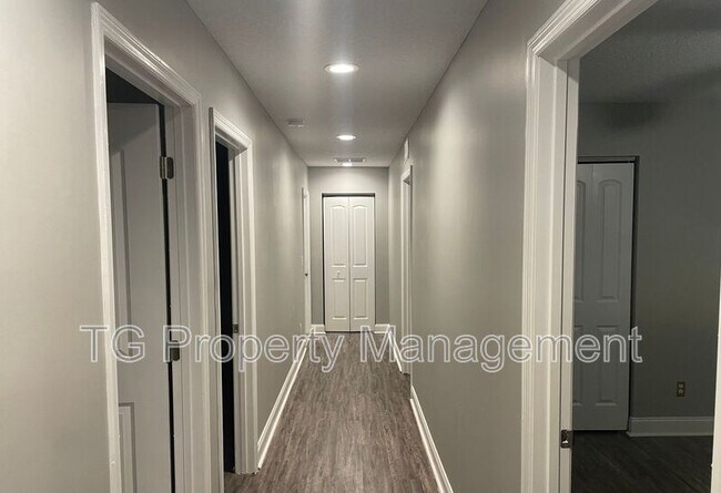 Foto del edificio - 5309 Riley Oaks Trl
