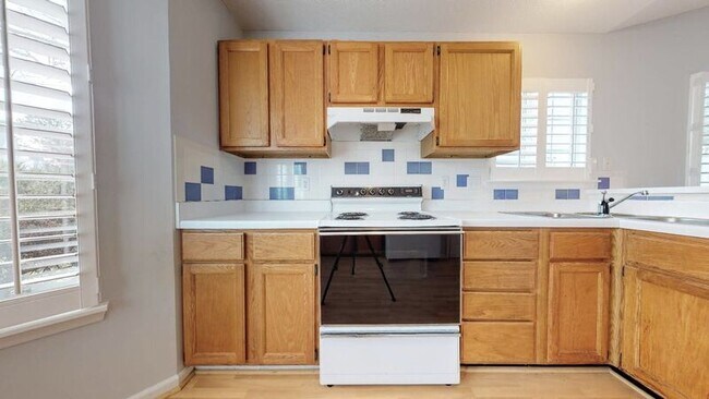 Building Photo - 113 Duchess Ln