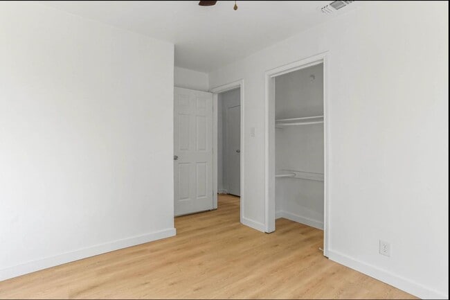 Building Photo - BEAUTIFUL HOME IN SCHERTZ. MOVE IN READY!.