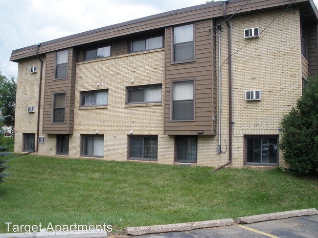 Foto del edificio - 8800-8824 W 36th St
