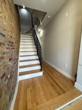 Building Photo - 169 Maverick St