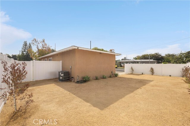 Foto del edificio - 303 E Mayfair Ave