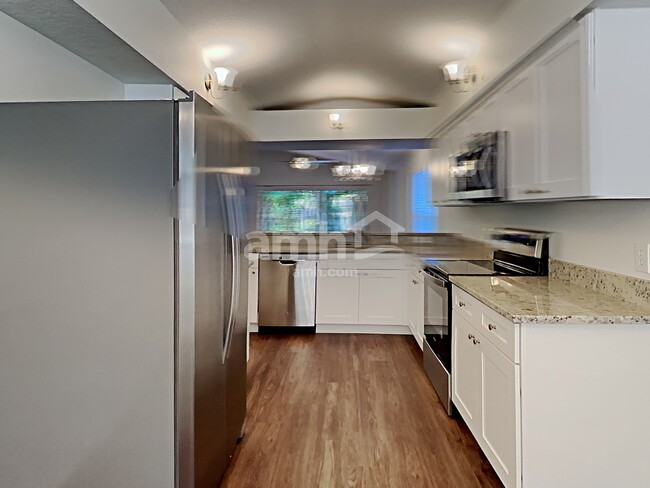 Foto del edificio - 4514 Preston Woods Dr