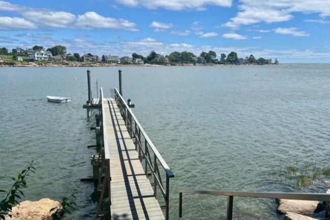 Building Photo - 150 West Ln