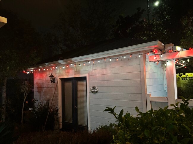 Foto del edificio - 1749 Spooner Dr