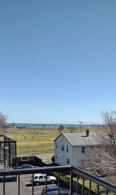 Primary Photo - 155 Short Beach Rd