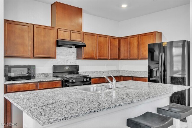 Foto del edificio - 1145 Belton Lake Ave