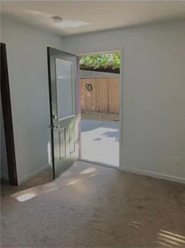 Building Photo - 70 Paloma Ave