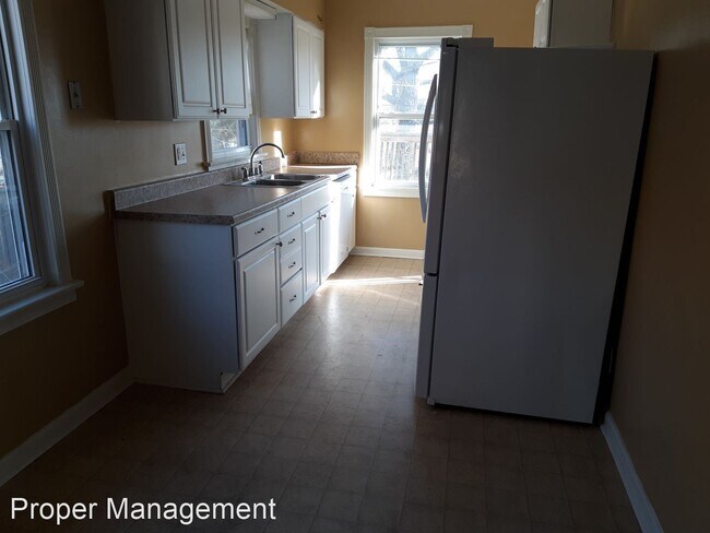 Building Photo - 3 br, 2 bath House - 1340 Melrose Ave