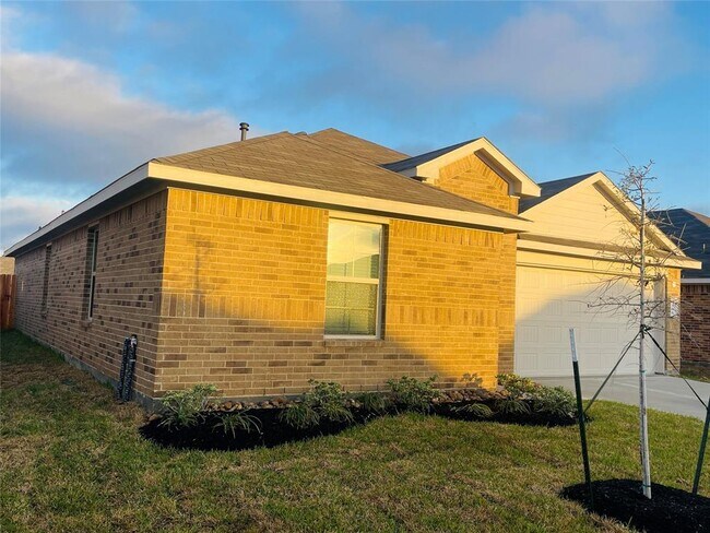 Foto del edificio - 5146 Bay Mdws Ln