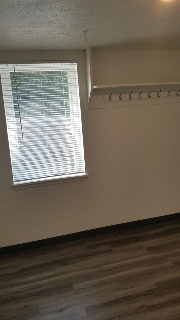 Foto del edificio - 3 Bed Duplex for Rent in a Peaceful Neighb...