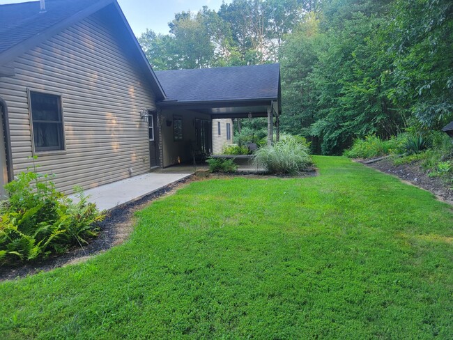 Building Photo - 15615 Green Mountain Rd