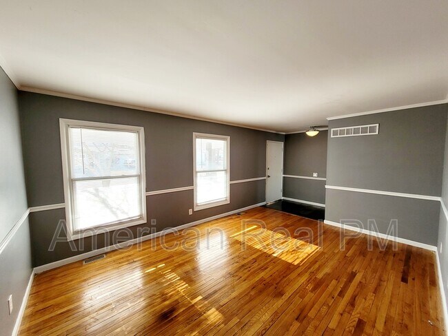 Building Photo - 1491 Surfwood Dr