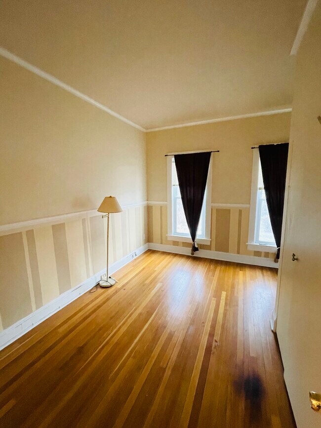 27 Oak St, Binghamton, NY 13905 House Rental in Binghamton, NY