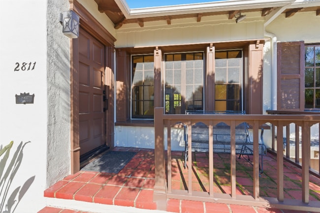 Foto del edificio - 2811 Bright Ln