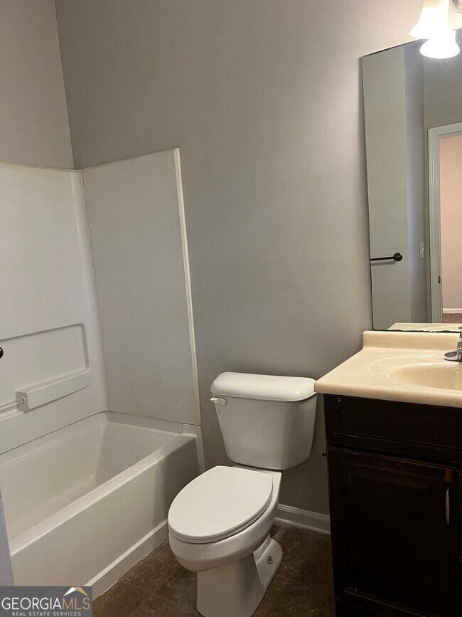 Building Photo - 3600 Utoy Dr SW