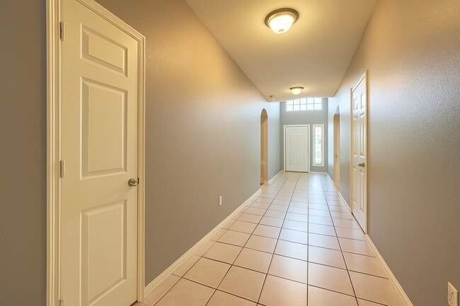 Building Photo - 6626 Poplar Rose Ct.