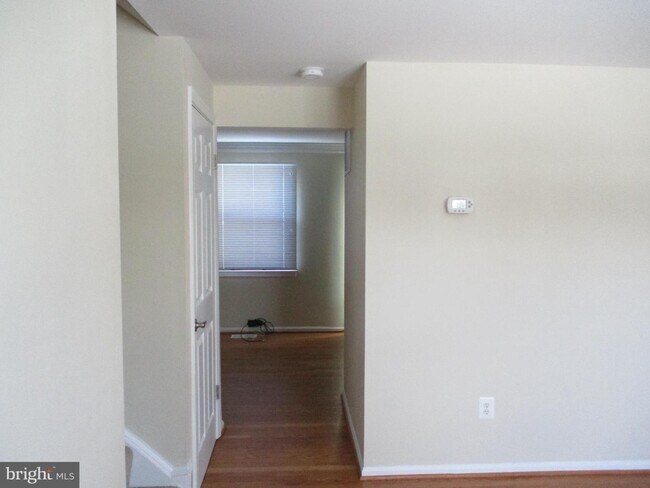 Building Photo - 3043 Talking Rock Dr