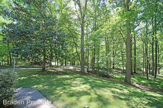 Building Photo - 3 br, 2.5 bath House - 2356 Ilex Court