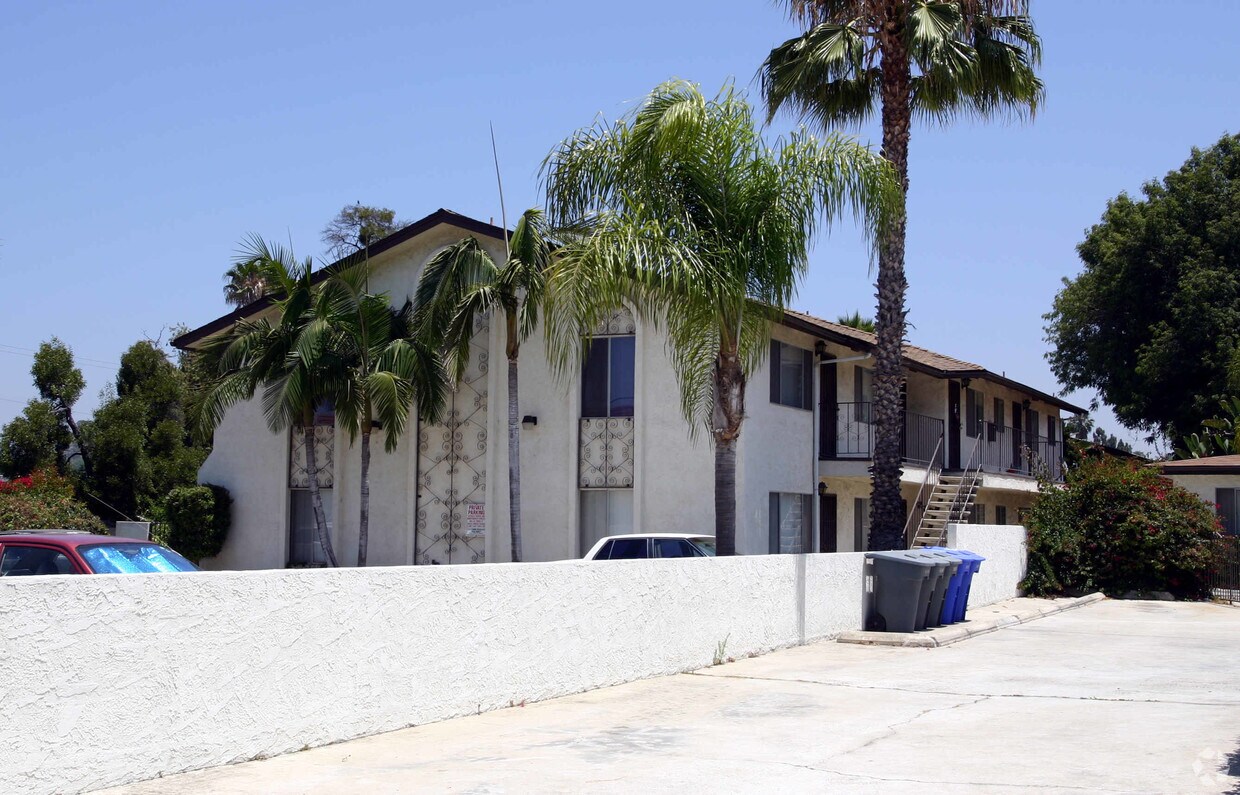 Building Photo - 4421-4431 Parks Ave
