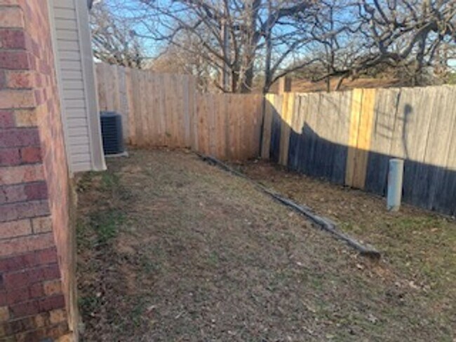 Foto del edificio - Cute 3/2 Duplex