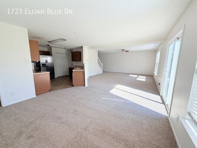 Building Photo - 1723 Elijah Blue Dr