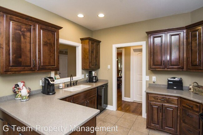 Building Photo - 4 br, 3 bath House - 2648 Leeville Pk