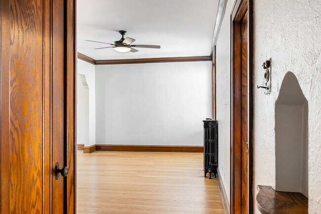 Foto del edificio - 3919 N Morris Blvd