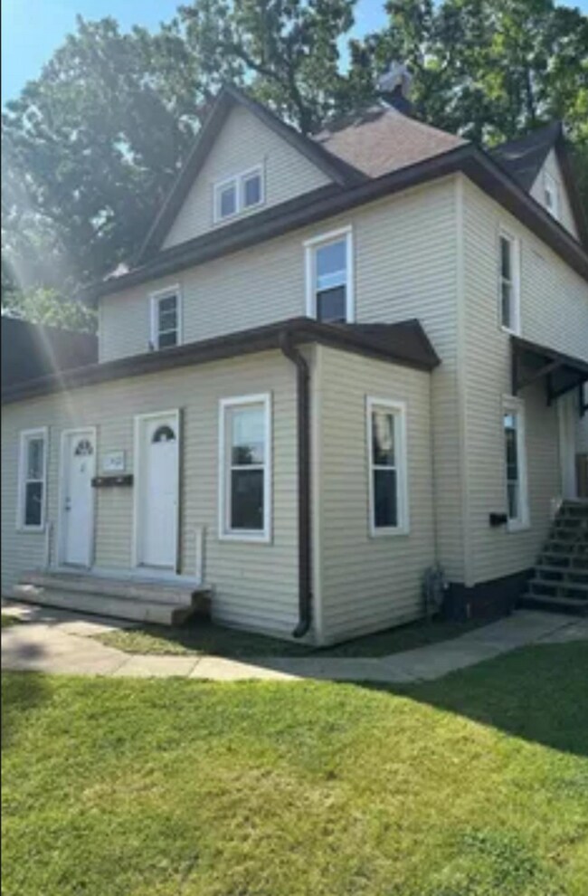 Foto del edificio - 902 3rd Ave N