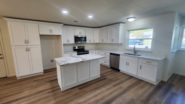 Remodeled Kitchen - 7009 Overhill Rd
