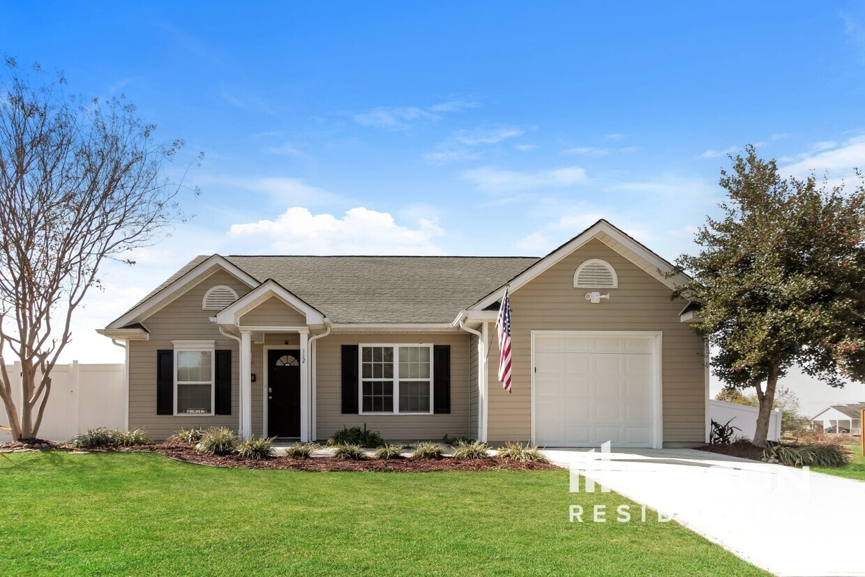 Foto principal - 112 Maple Crest Dr