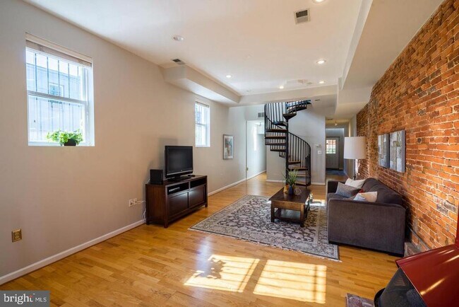 Foto del edificio - 2206 12th St NW