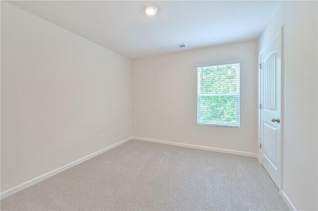 Building Photo - 853 Bentley Dr